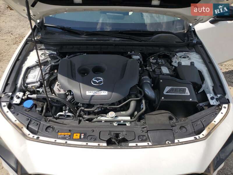 Седан Mazda 3 2024 в Киеве