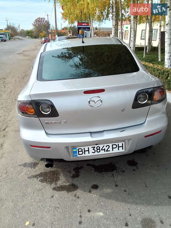 Седан Mazda 3 2005 в Біляївці