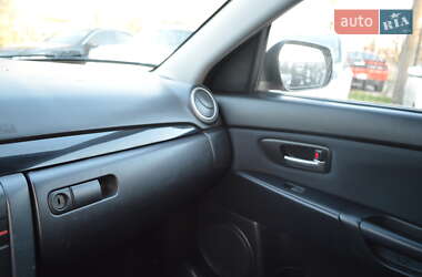 Хэтчбек Mazda 3 2006 в Одессе