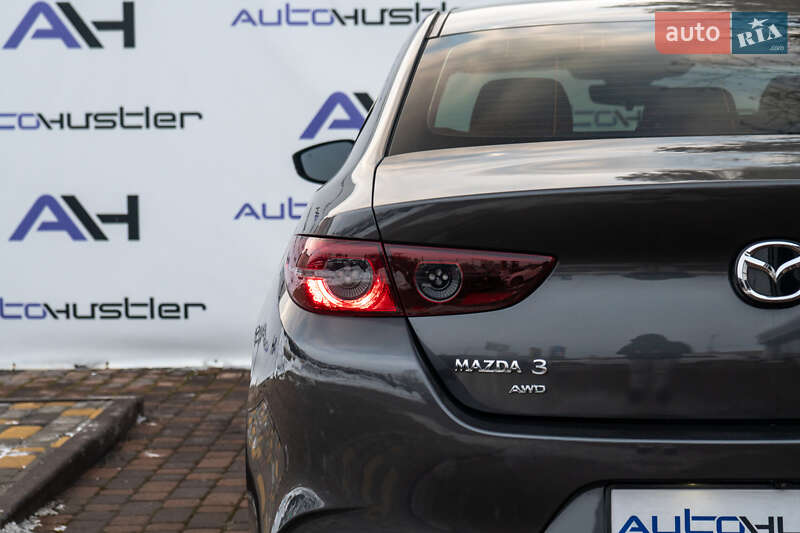 Седан Mazda 3 2020 в Киеве