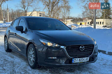 Хэтчбек Mazda 3 2017 в Коростене