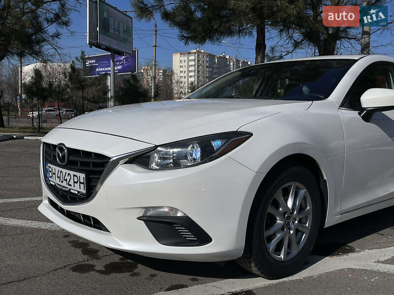 Седан Mazda 3 2014 в Одесі