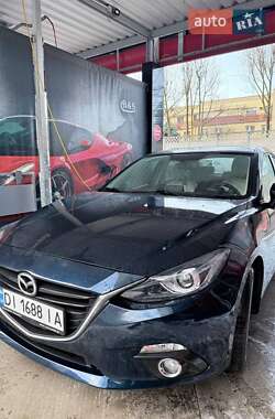 Седан Mazda 3 2014 в Ивано-Франковске