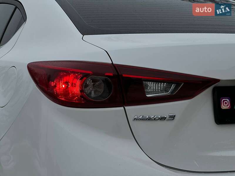 Седан Mazda 3 2017 в Києві фото 13 Седан Mazda 3 2017 в Києві