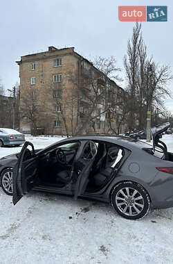 Седан Mazda 3 2020 в Киеве