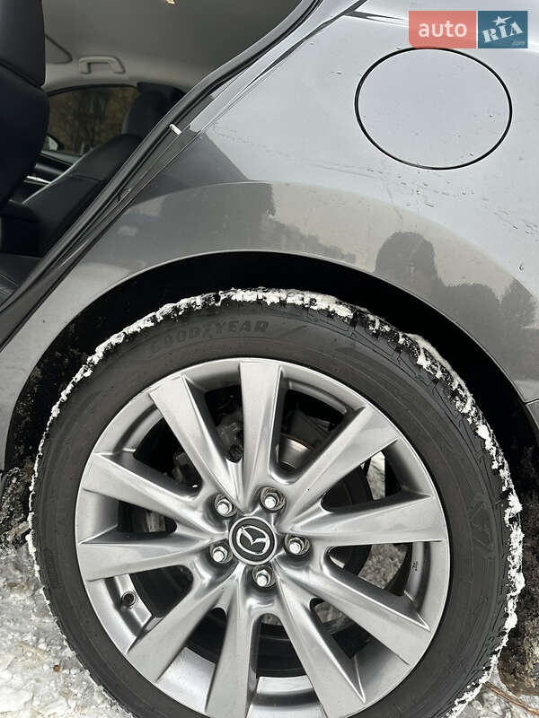 Седан Mazda 3 2020 в Киеве