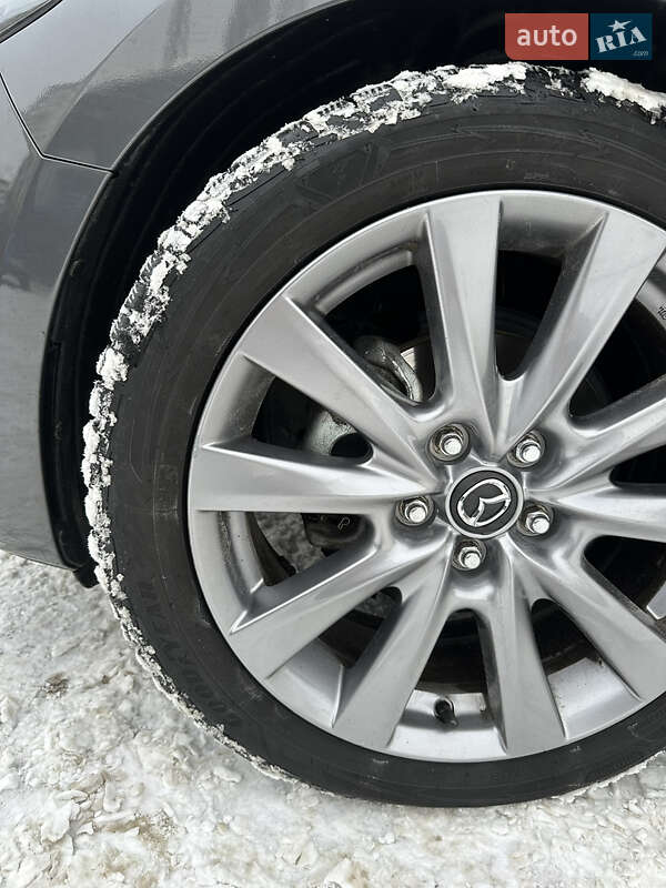 Седан Mazda 3 2020 в Киеве