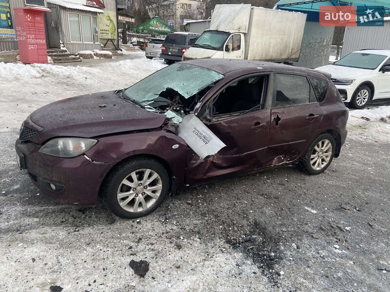 Хэтчбек Mazda 3 2006 в Обухове