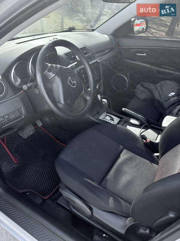 Хэтчбек Mazda 3 2006 в Запорожье