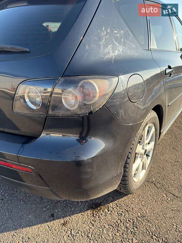 Хетчбек Mazda 3 2007 в Сарнах
