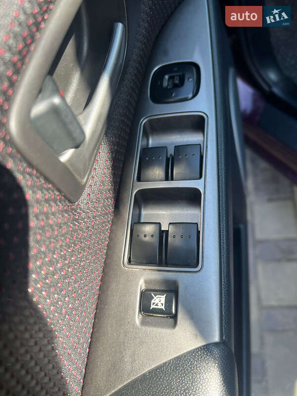 Хэтчбек Mazda 3 2007 в Луцке
