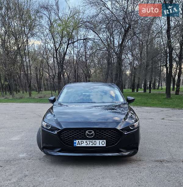Седан Mazda 3 2018 в Запорожье