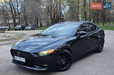 Седан Mazda 3 2018 в Запорожье