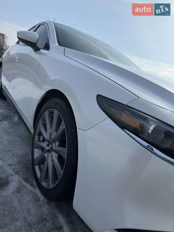 Седан Mazda 3 2019 в Харькове
