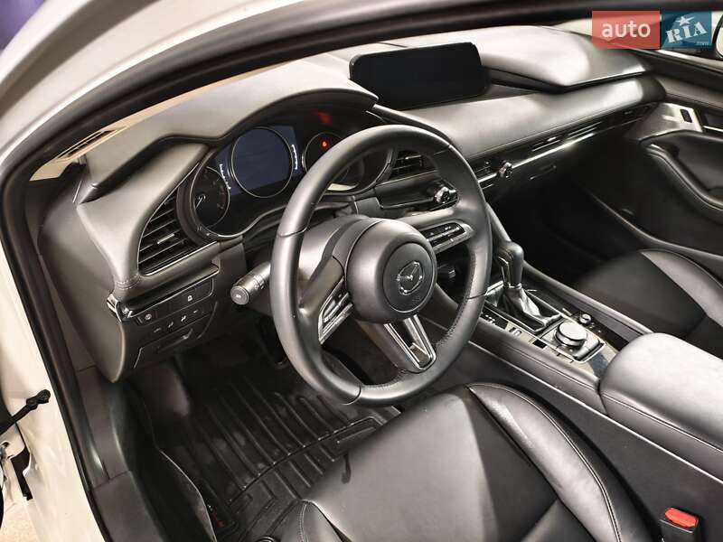 Седан Mazda 3 2020 в Києві