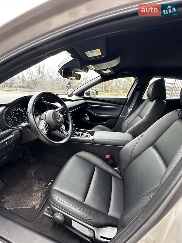 Хэтчбек Mazda 3 2024 в Днепре