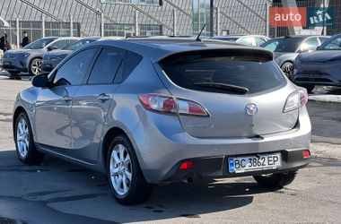 Хэтчбек Mazda 3 2011 в Львове