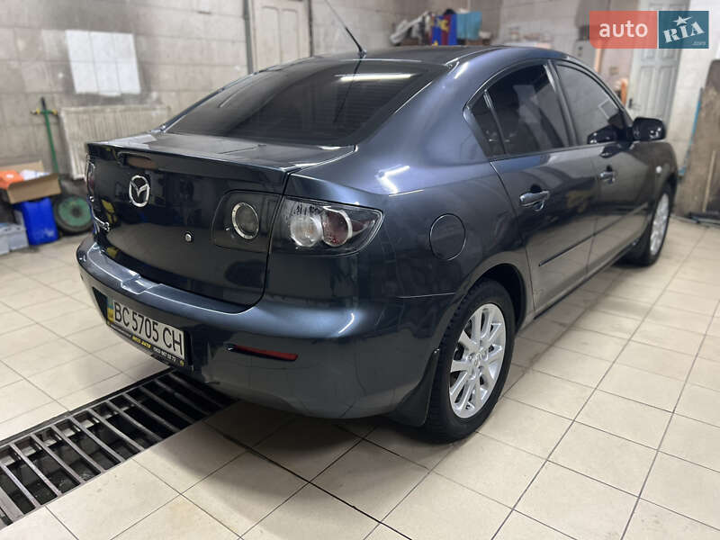 Седан Mazda 3 2008 в Львові