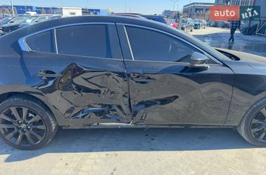 Седан Mazda 3 2024 в Львове
