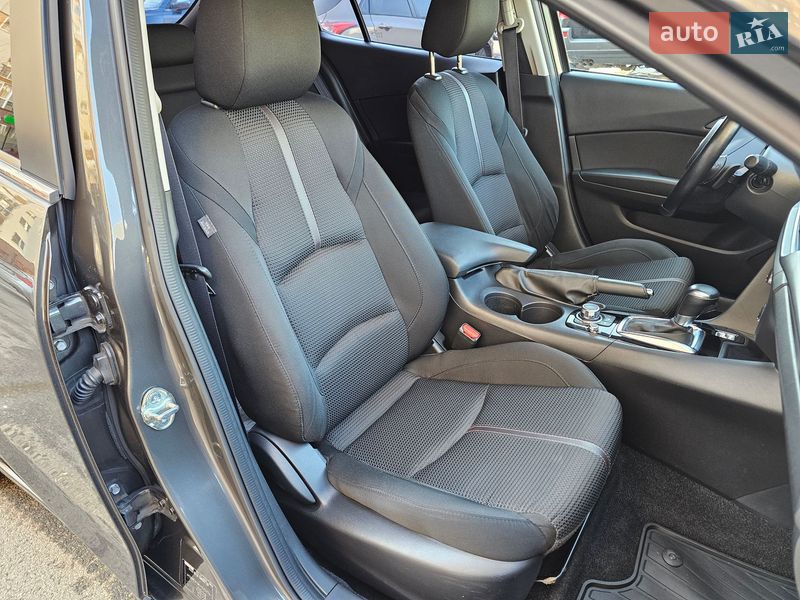 Хетчбек Mazda 3 2017 в Києві фото 33 Хетчбек Mazda 3 2017 в Києві