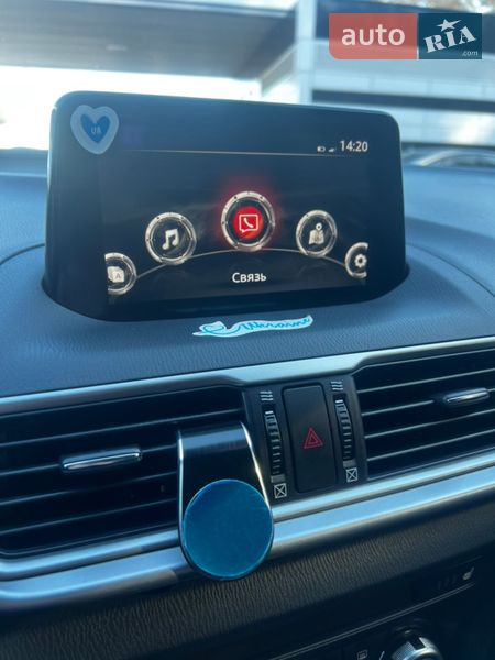 Седан Mazda 3 2017 в Киеве