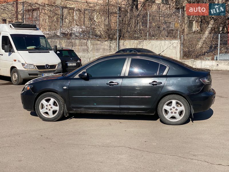 Седан Mazda 3 2008 в Ровно