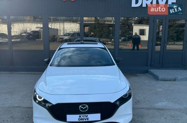 Хэтчбек Mazda 3 2024 в Киеве
