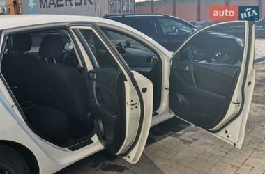 Хэтчбек Mazda 3 2010 в Киеве