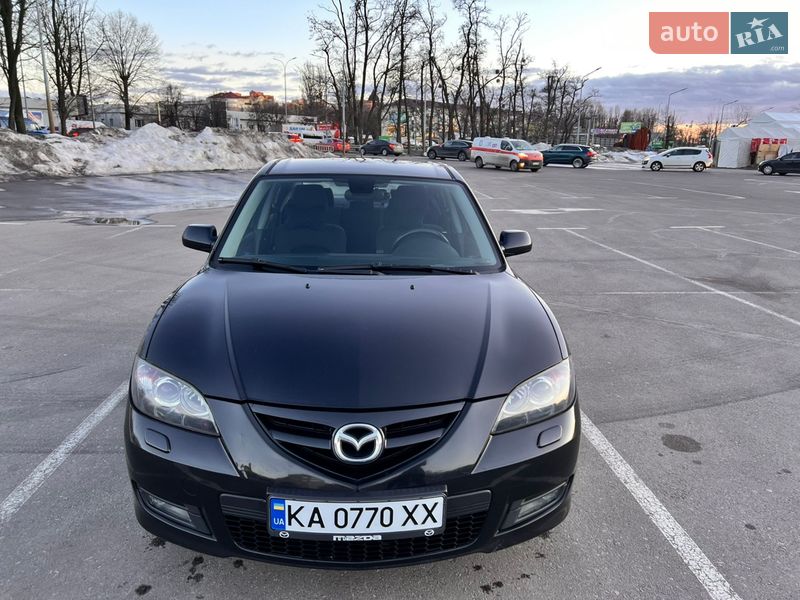 Седан Mazda 3 2008 в Киеве