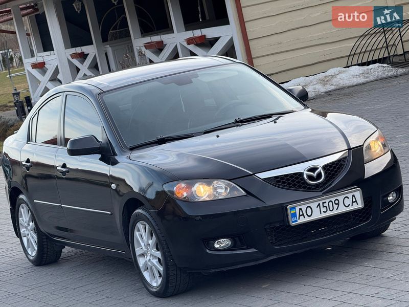 Седан Mazda 3 2008 в Міжгір'ї
