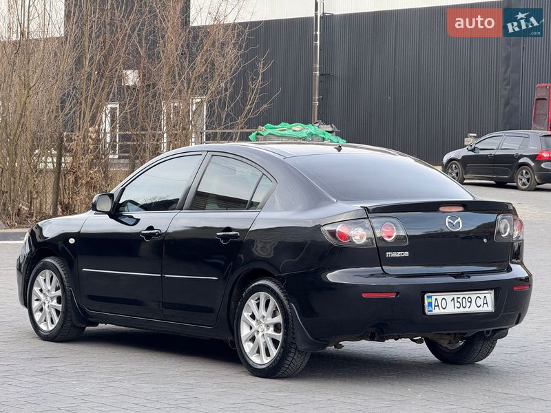 Седан Mazda 3 2008 в Міжгір'ї