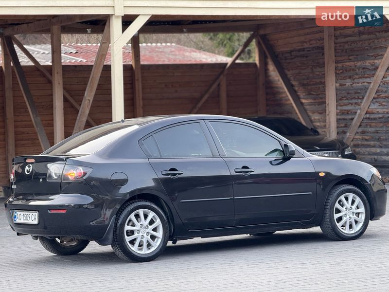 Седан Mazda 3 2008 в Міжгір'ї