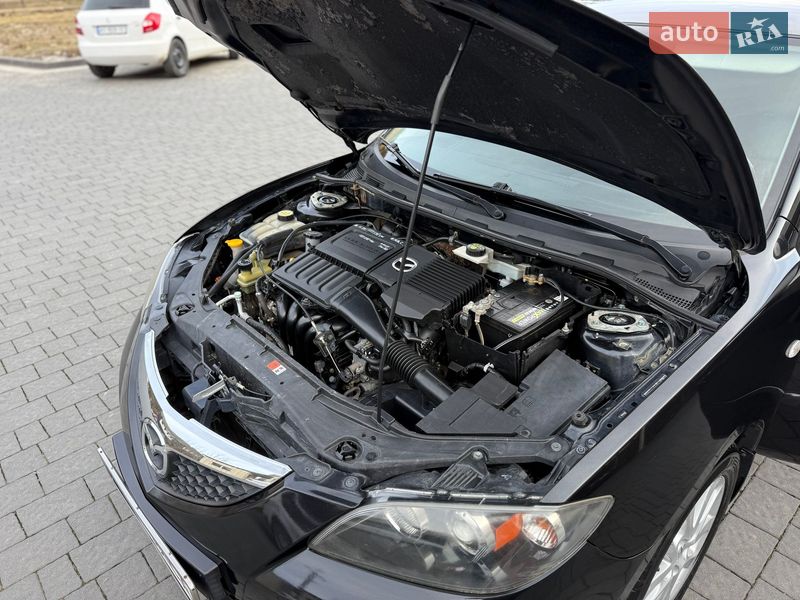 Седан Mazda 3 2008 в Міжгір'ї