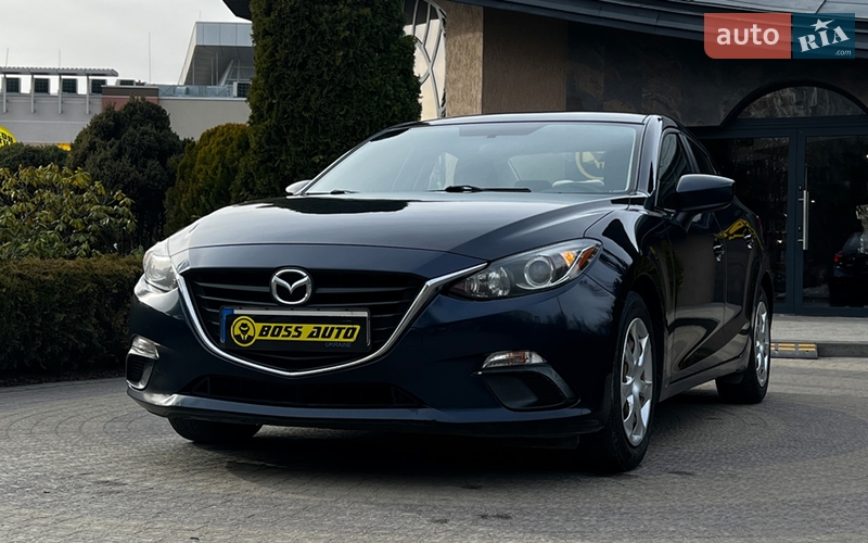 Седан Mazda 3 2015 в Львові
