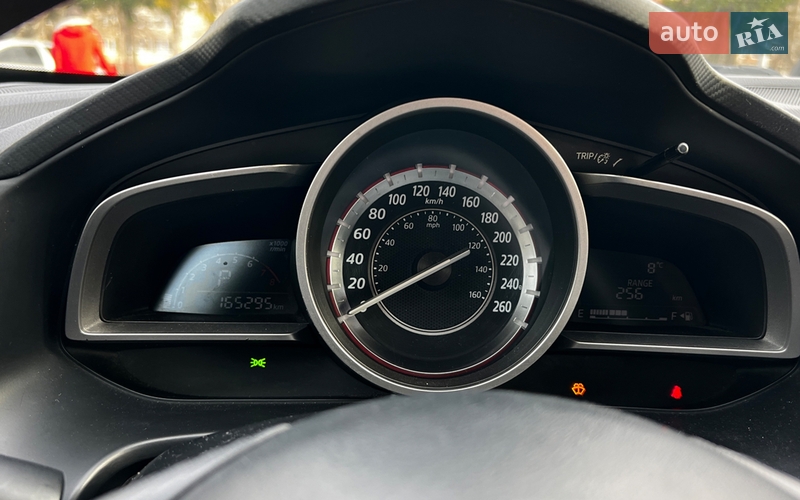 Седан Mazda 3 2015 в Львові