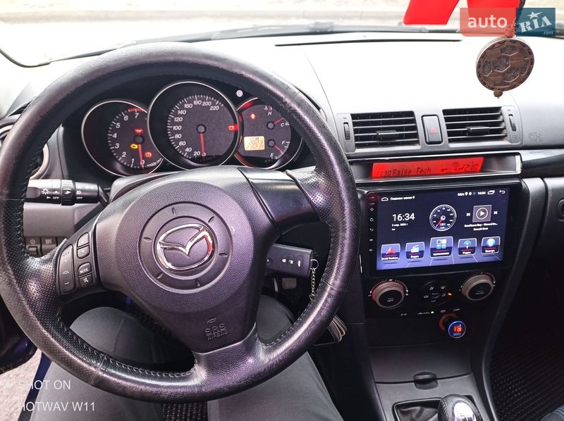 Седан Mazda 3 2006 в Кривом Роге