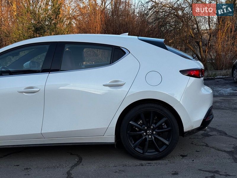 Хетчбек Mazda 3 2021 в Києві
