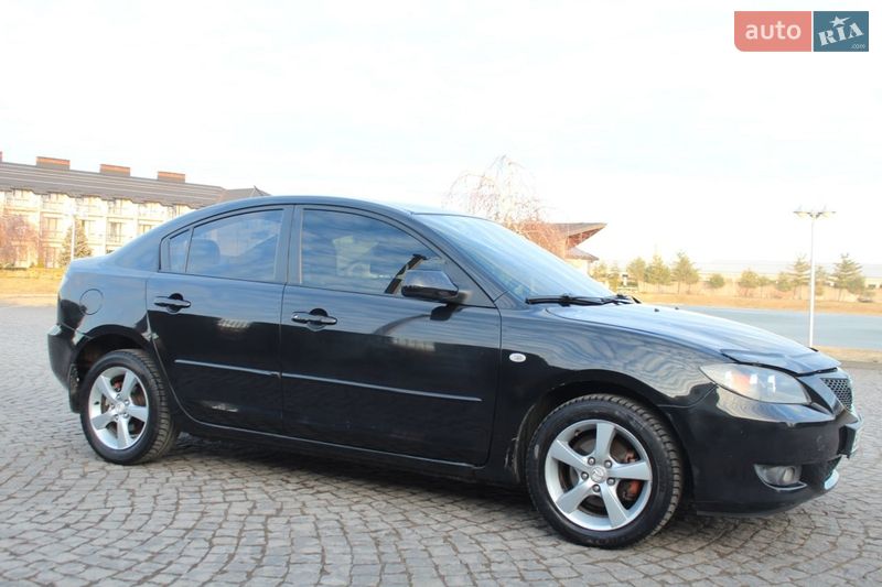 Седан Mazda 3 2006 в Жовкве