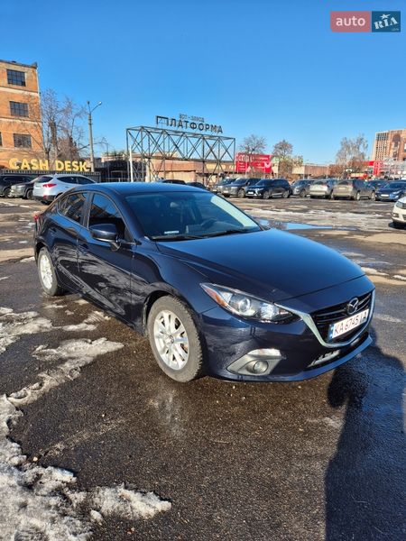 Седан Mazda 3 2015 в Киеве