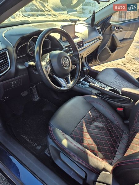 Седан Mazda 3 2015 в Киеве