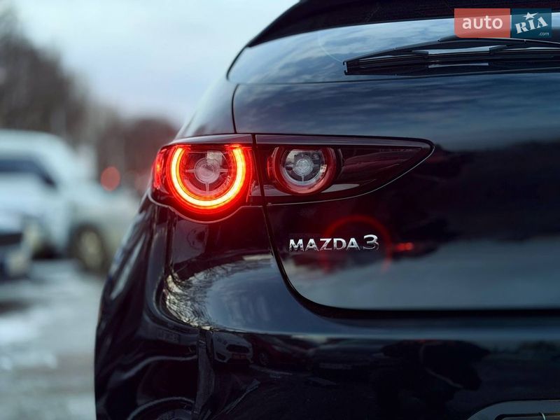 Хетчбек Mazda 3 2024 в Дніпрі