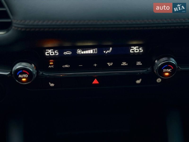 Хетчбек Mazda 3 2024 в Дніпрі