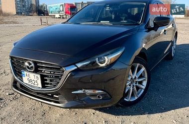 Хэтчбек Mazda 3 2017 в Днепре