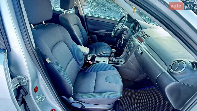 Седан Mazda 3 2006 в Харкові