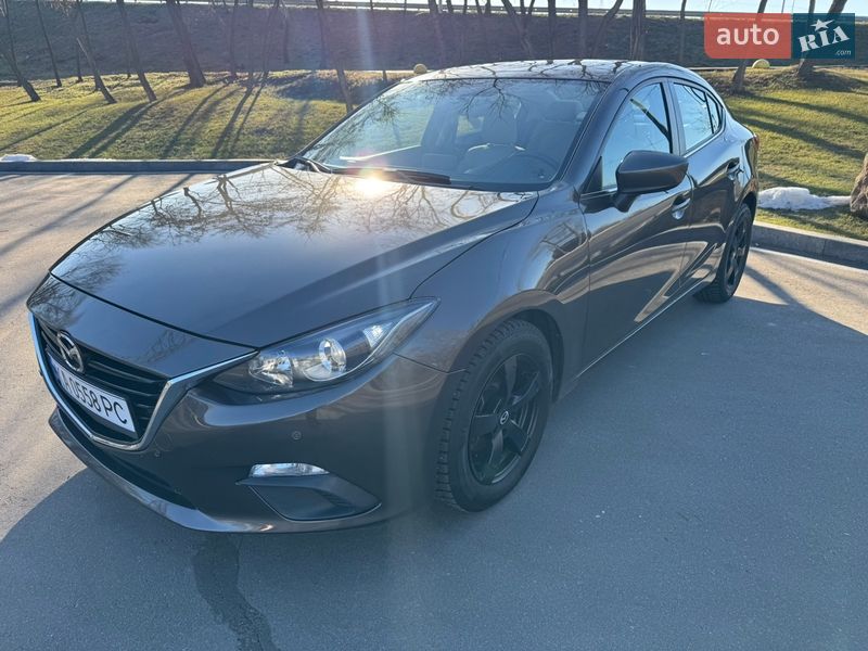 Седан Mazda 3 2016 в Києві