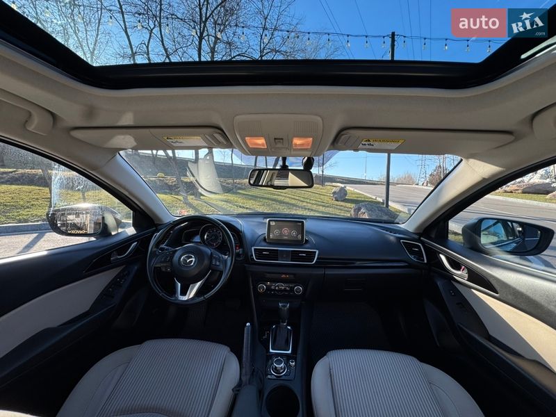 Седан Mazda 3 2016 в Києві