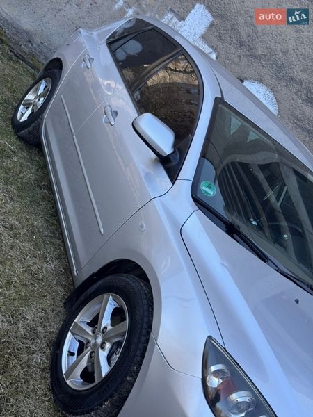 Хетчбек Mazda 3 2005 в Трускавці