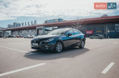 Хэтчбек Mazda 3 2016 в Киеве