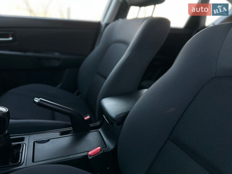 Хэтчбек Mazda 3 2008 в Виннице