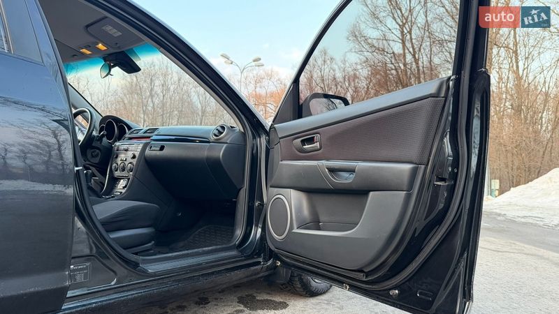 Хетчбек Mazda 3 2007 в Сумах